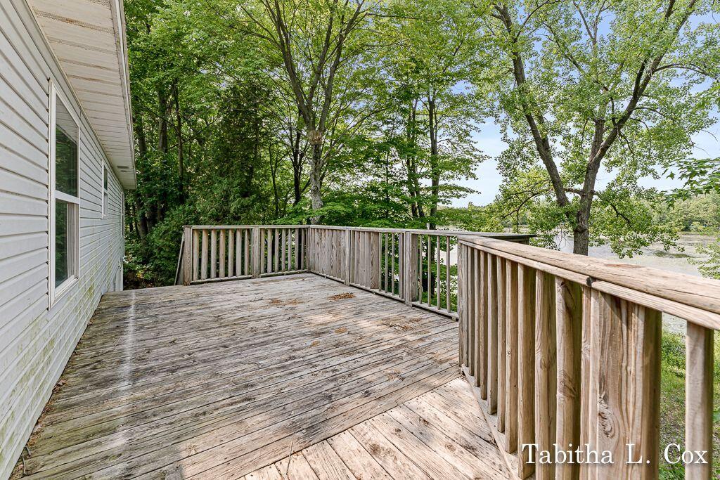 2442 Timberline Drive Rothbury, MI 49452 - Photo 3 of 39 3