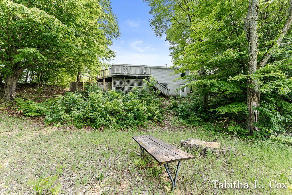 2442 Timberline Drive Rothbury, MI 49452 - Photo 6 of 39 6
