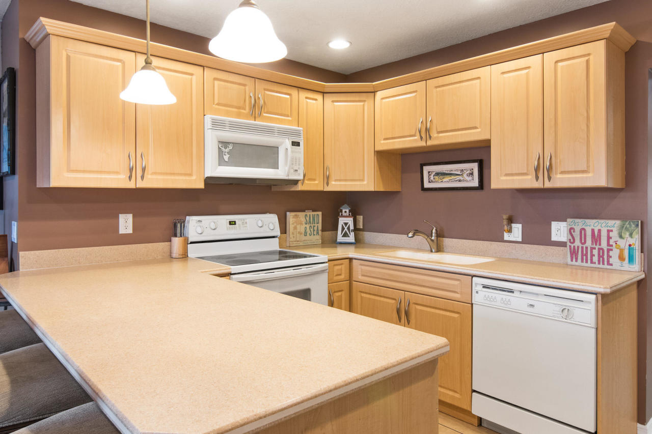 5768 Sullivan Road Jupiter, FL 33458 - Photo 10 of 18 Additional Photo