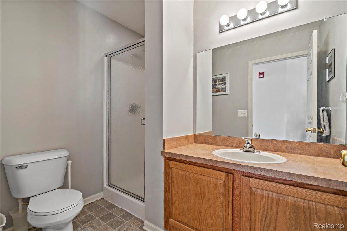 16844 Farmington Road Livonia, MI 48154 - Photo 18 of 20 Gallery Image 18