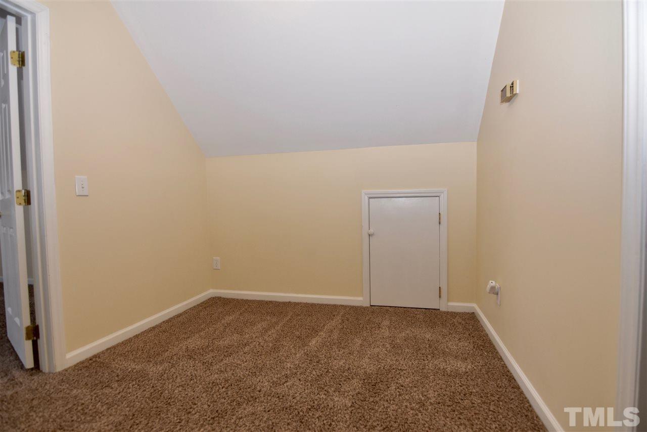 2829 Isabella Drive Raleigh, NC 27603 - Photo 15 of 25 Gallery Image 15