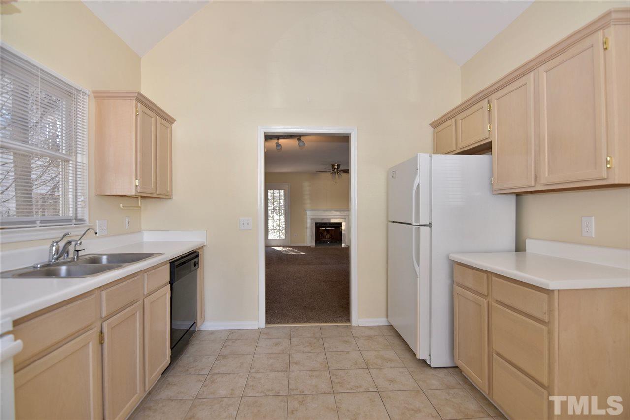 2829 Isabella Drive Raleigh, NC 27603 - Photo 7 of 25 Gallery Image 7