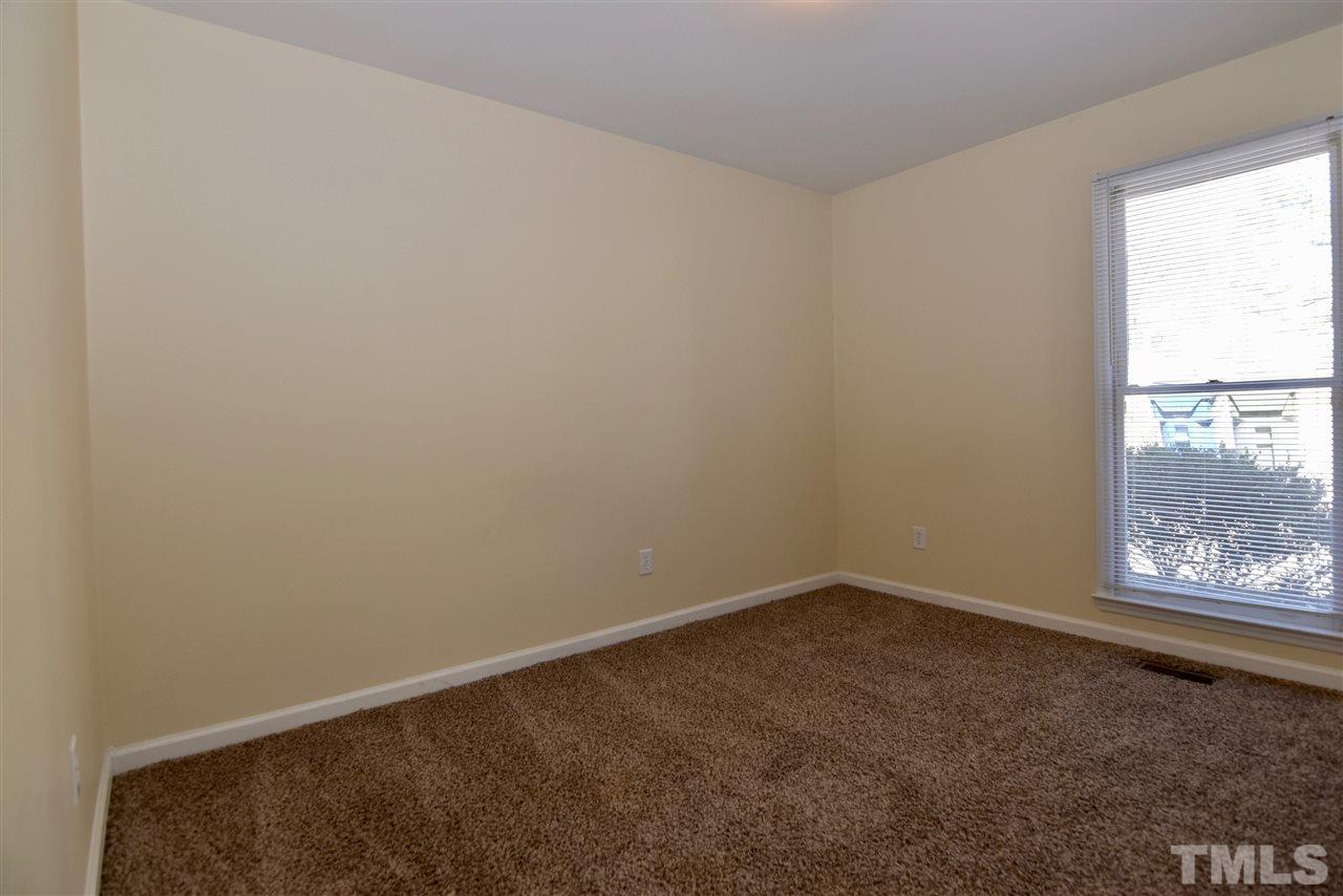 2829 Isabella Drive Raleigh, NC 27603 - Photo 9 of 25 Gallery Image 9