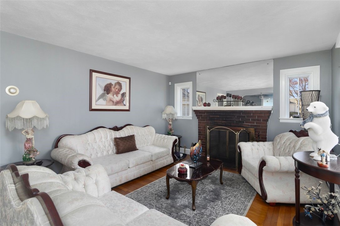 134 Power Road Pawtucket, RI 02860 - Photo 4 of 44 Gallery Image 4