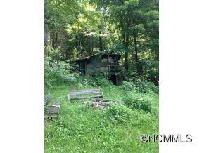 Na Heck Creek Road Marshall, NC 28753 - Photo 6 of 12 a view of garden with trees