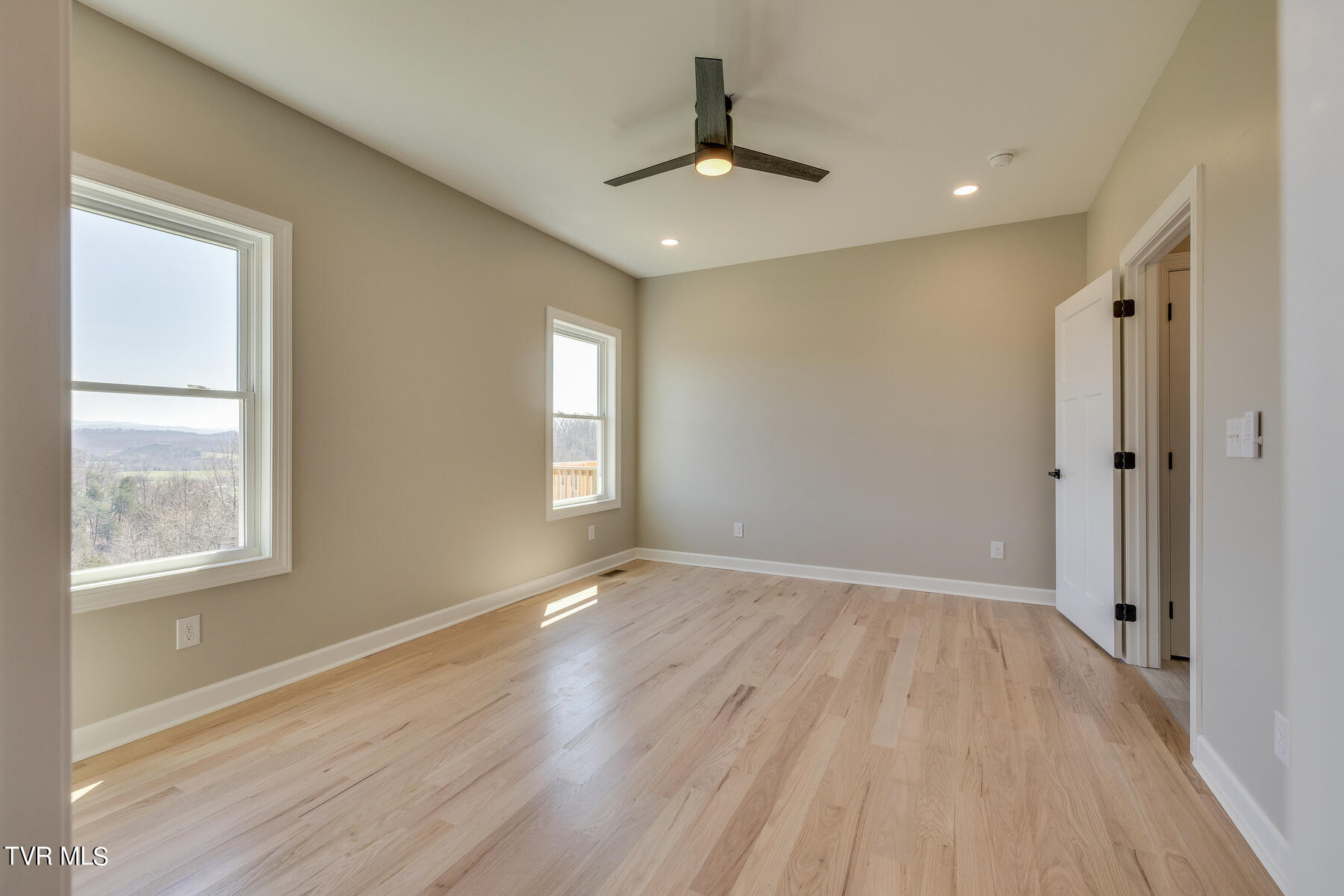 119 Jenkins Road Jonesborough, TN 37659 - Photo 17 of 38 Master