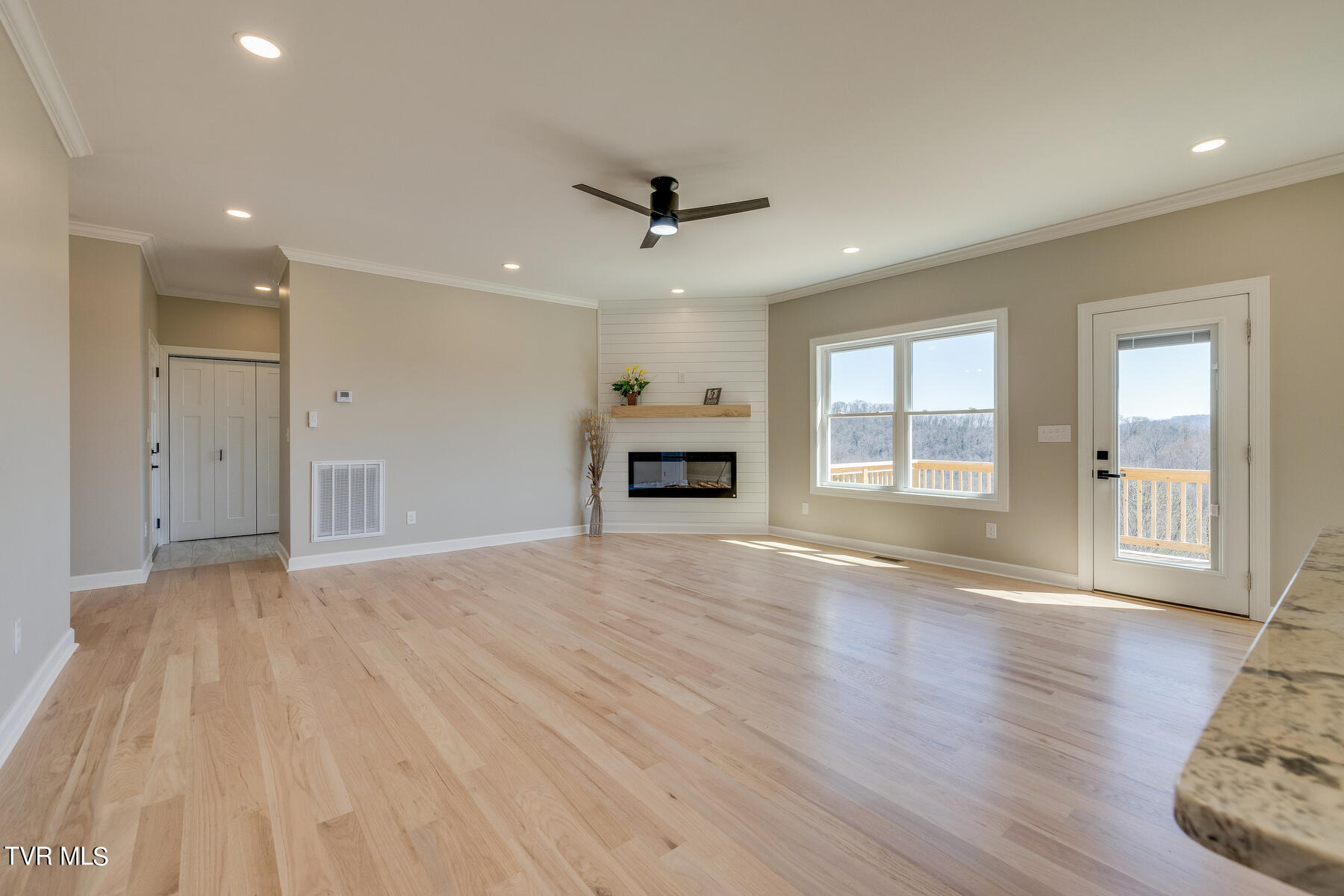 119 Jenkins Road Jonesborough, TN 37659 - Photo 8 of 38 007