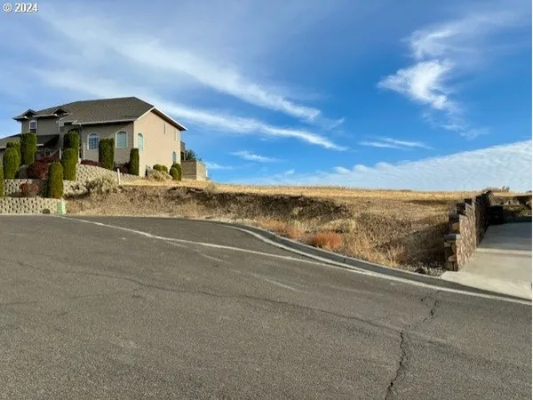 $60,000 | Southwest Quinney Lane, Pendleton, OR 97801