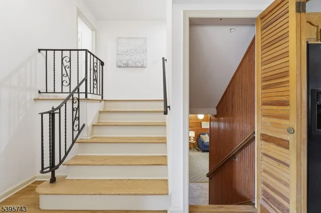 $899,000 | 2 Maplewood Avenue, Maplewood, NJ 07040