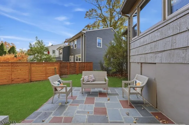 $899,000 | 2 Maplewood Avenue, Maplewood, NJ 07040