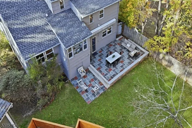 $899,000 | 2 Maplewood Avenue, Maplewood, NJ 07040