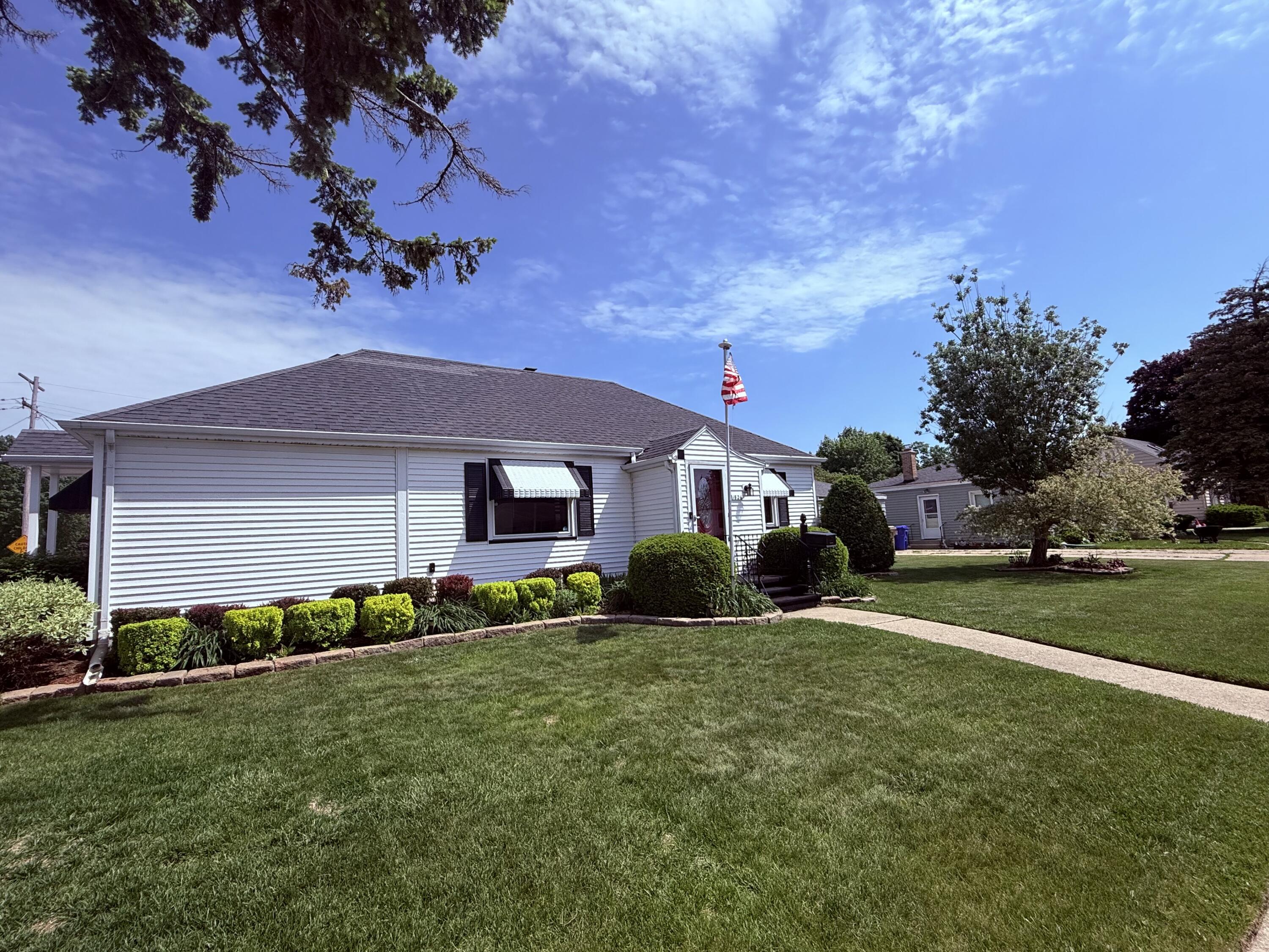 1826 26th Street Kenosha, WI 53140 - Photo 43 of 47 Side