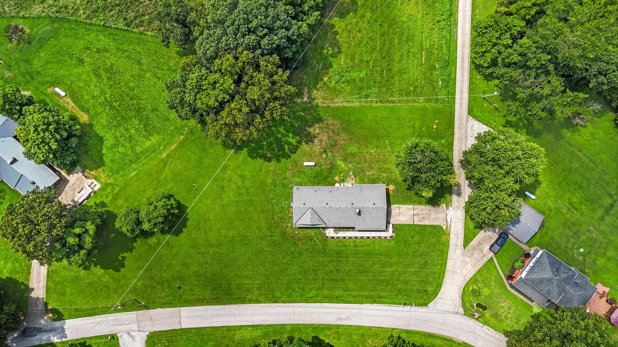 1182 Siry Road California, KY 41007 - Photo 28 of 30 DJI_20260813144235_0148_D