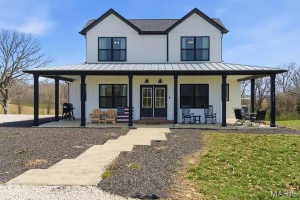 $575,000 | 6104 Old Red Bud Road, Waterloo, IL 62298