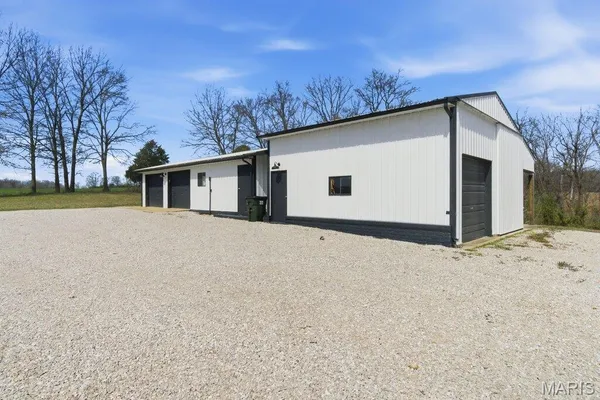 $599,999 | 6104 Old Red Bud Road, Waterloo, IL 62298