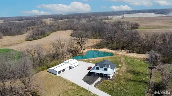 $599,999 | 6104 Old Red Bud Road, Waterloo, IL 62298