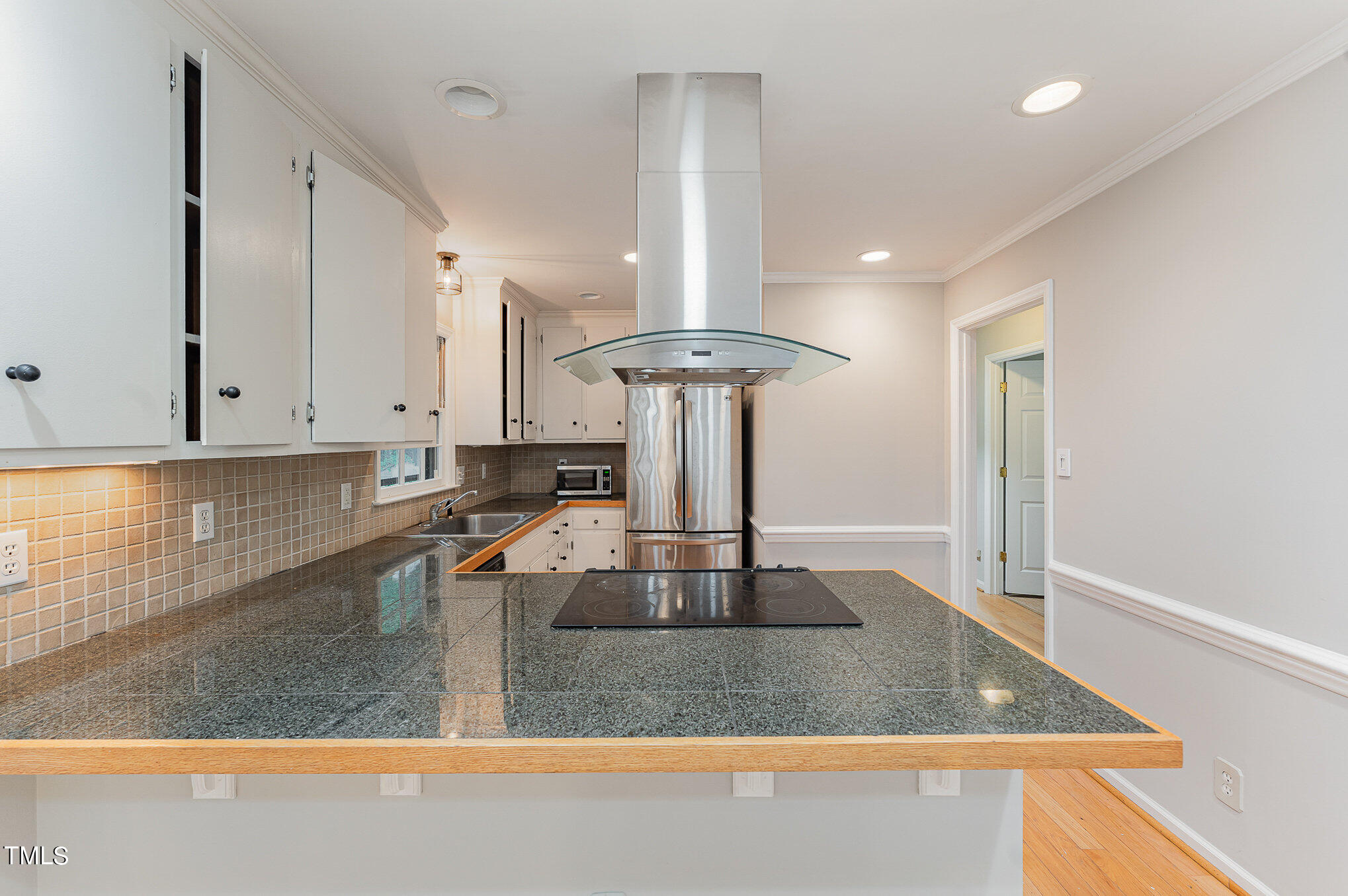 519 Ryan Road Cary, NC 27511 - Photo 11 of 30 011_a7401028-edit