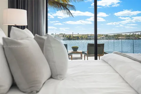 a view of walk in closet