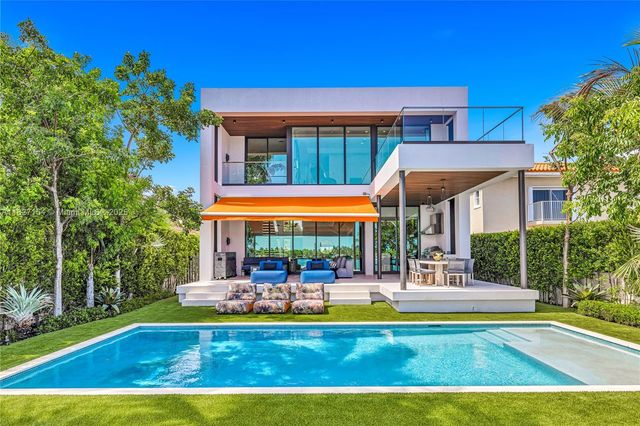 $9,350,000 | 1510 Stillwater Drive, Miami Beach, FL 33141