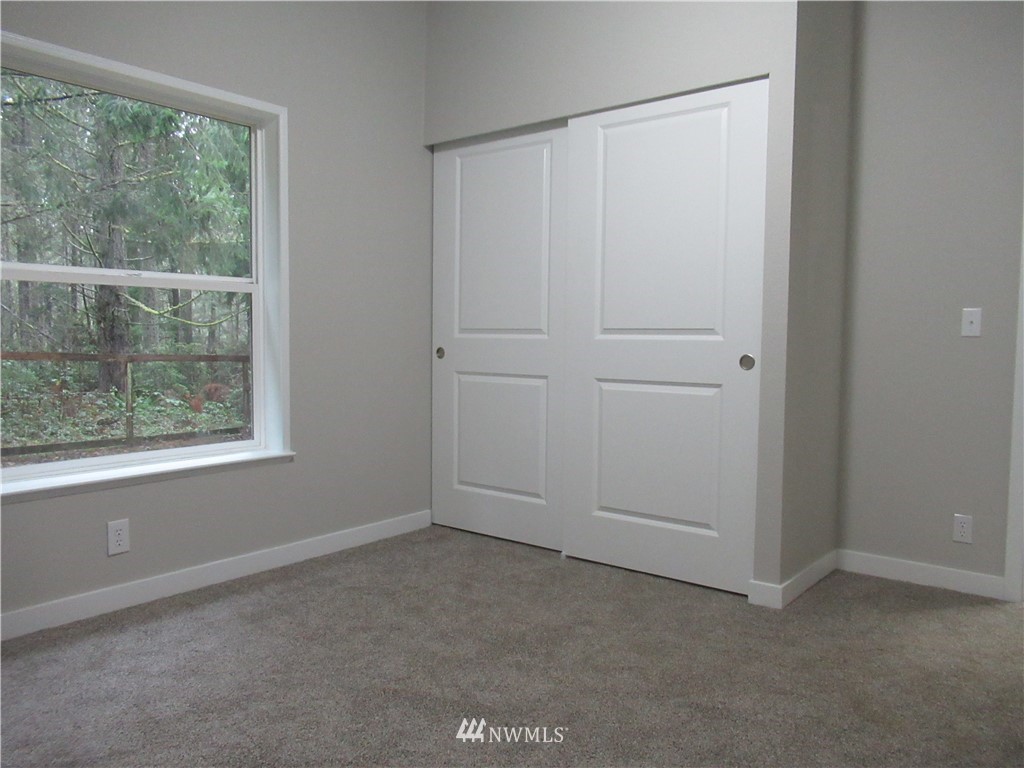 7870 Phillips Road Southeast Port Orchard, WA 98367 - Photo 15 of 21 Gallery Image 15