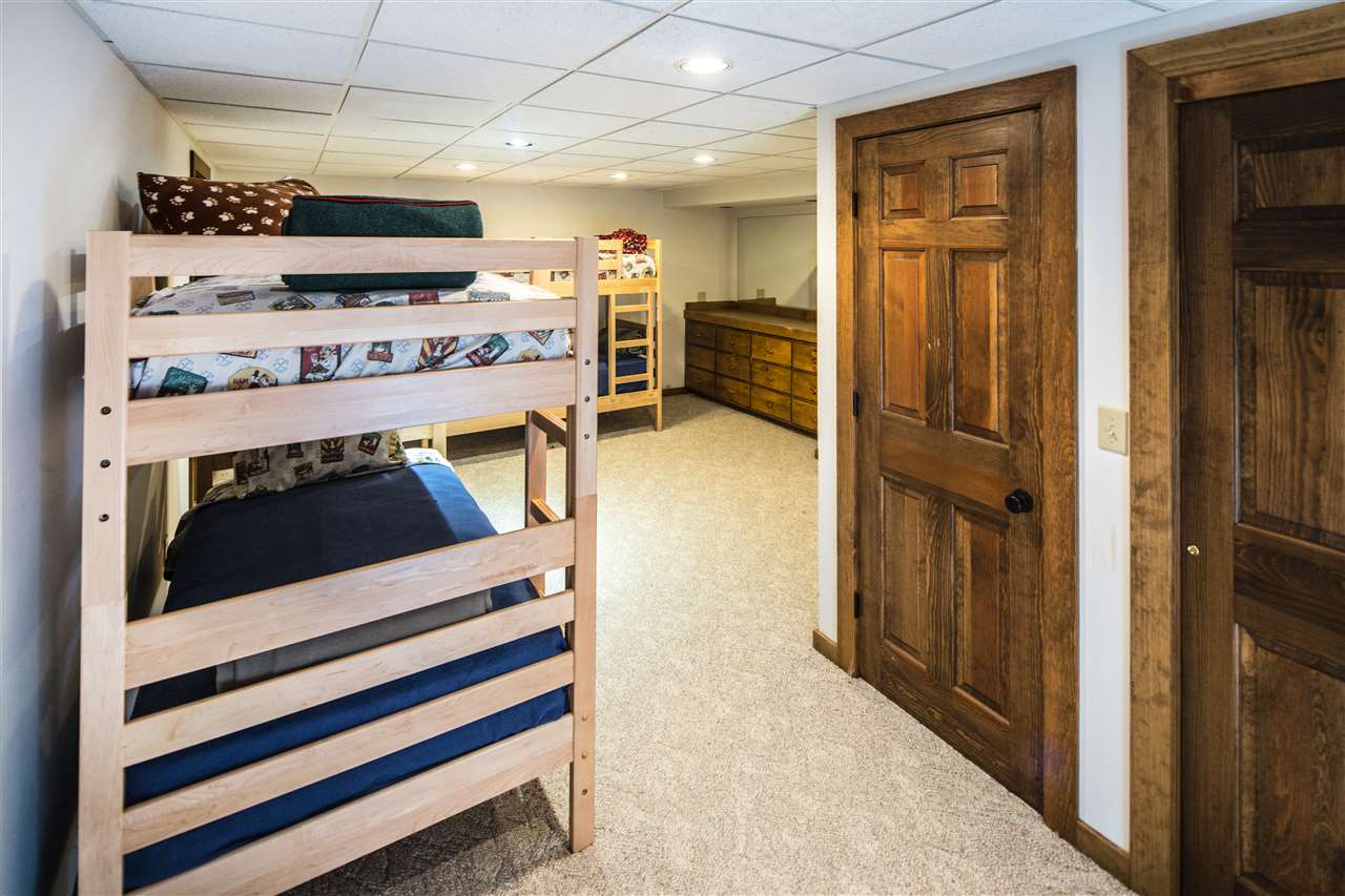 345 Wilcox Peak Road Pittsfield, VT 05762 - Photo 31 of 36 Gallery Image 31