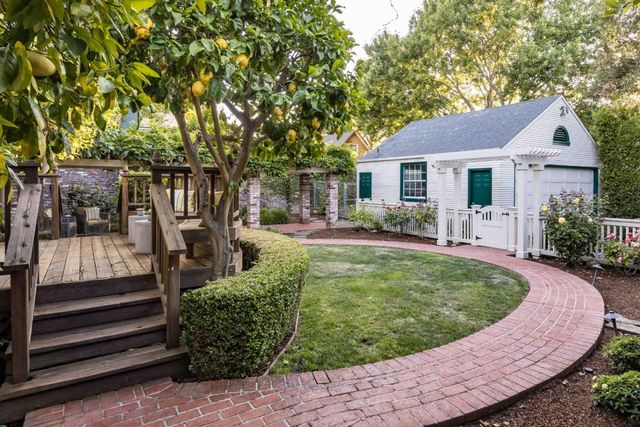 a view of outdoor space yard deck and patio