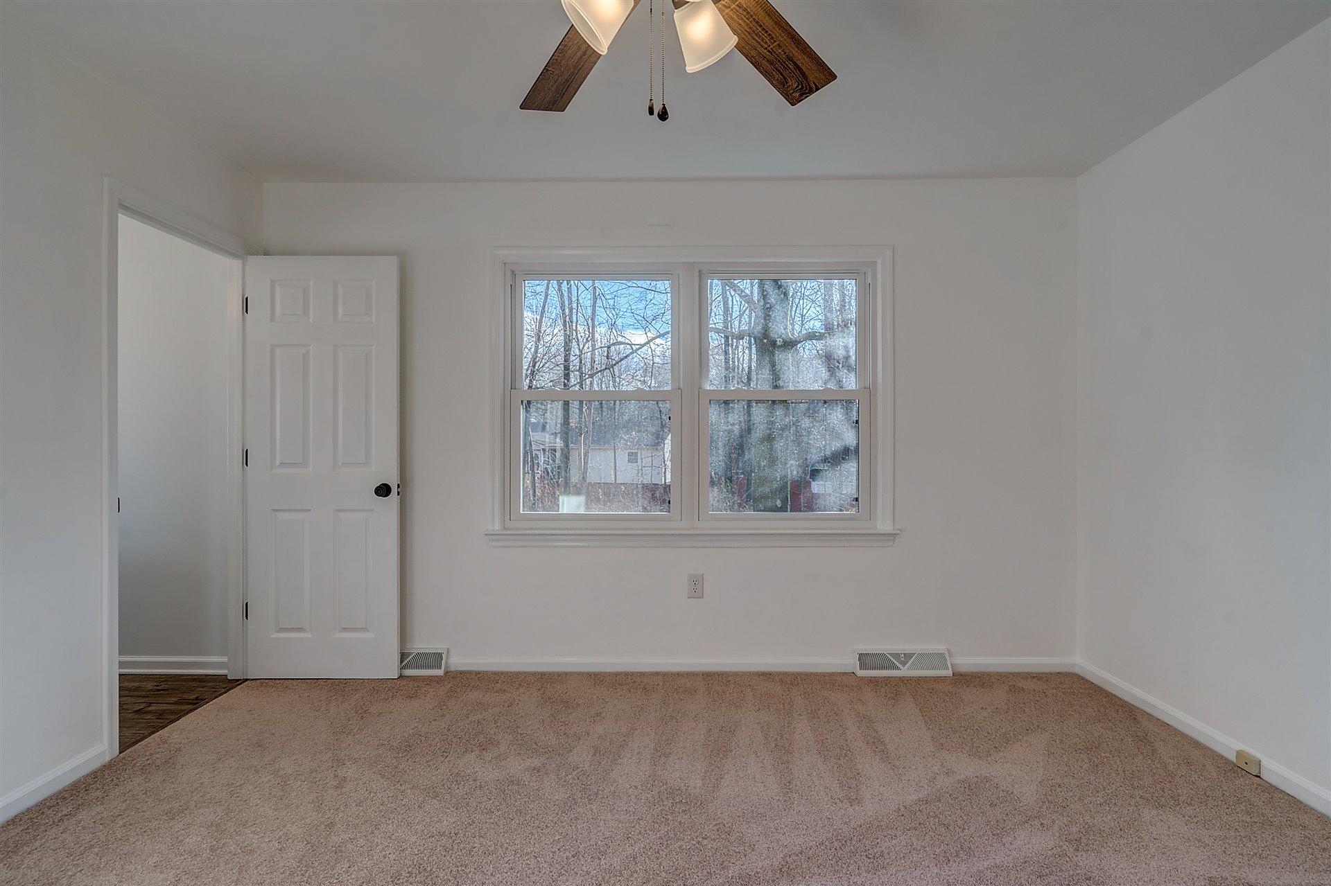187 Beachmont Drive Blue Ridge, VA 24064 - Photo 13 of 31 13-DSC00109And8more