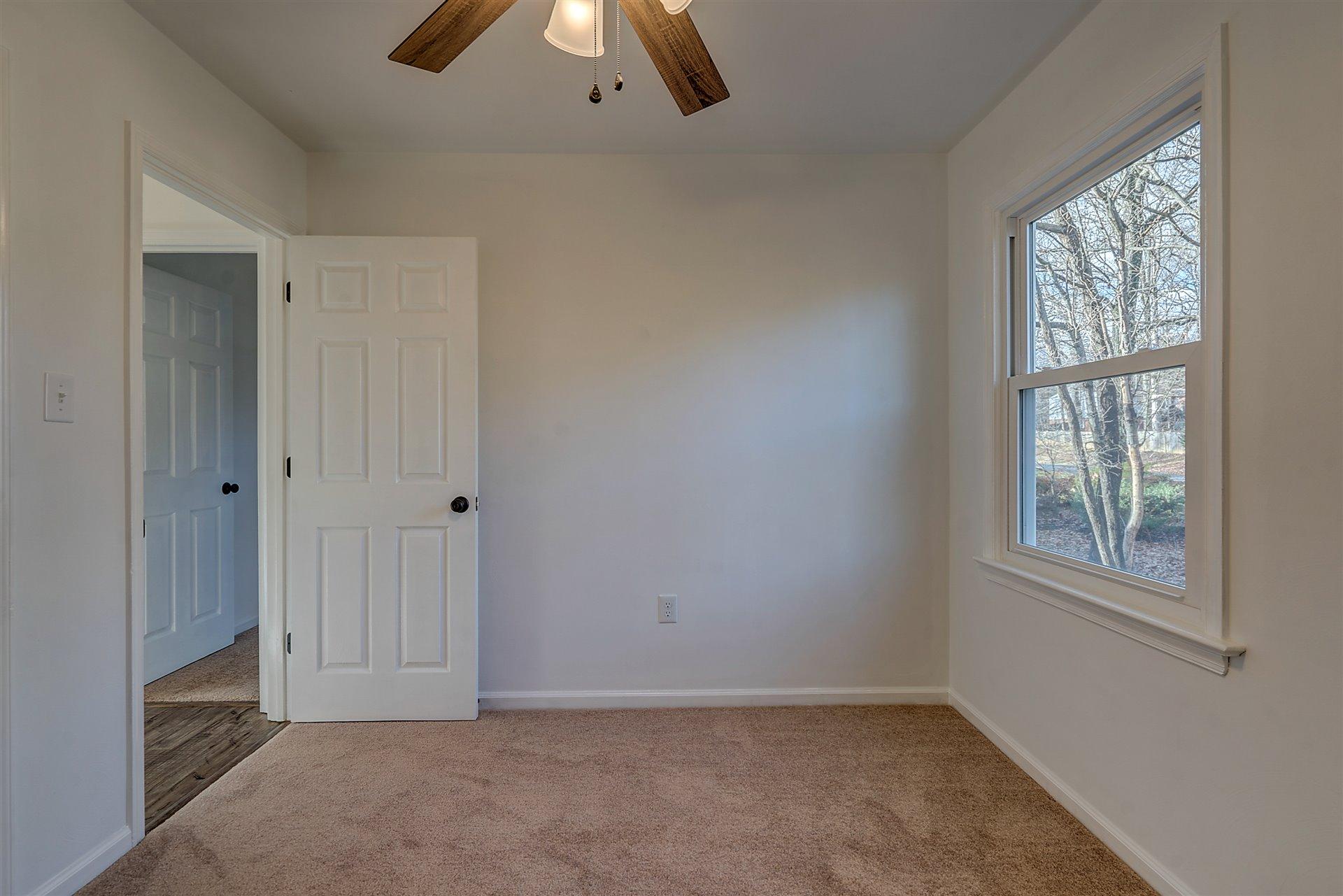 187 Beachmont Drive Blue Ridge, VA 24064 - Photo 19 of 31 19-DSC00163And8more