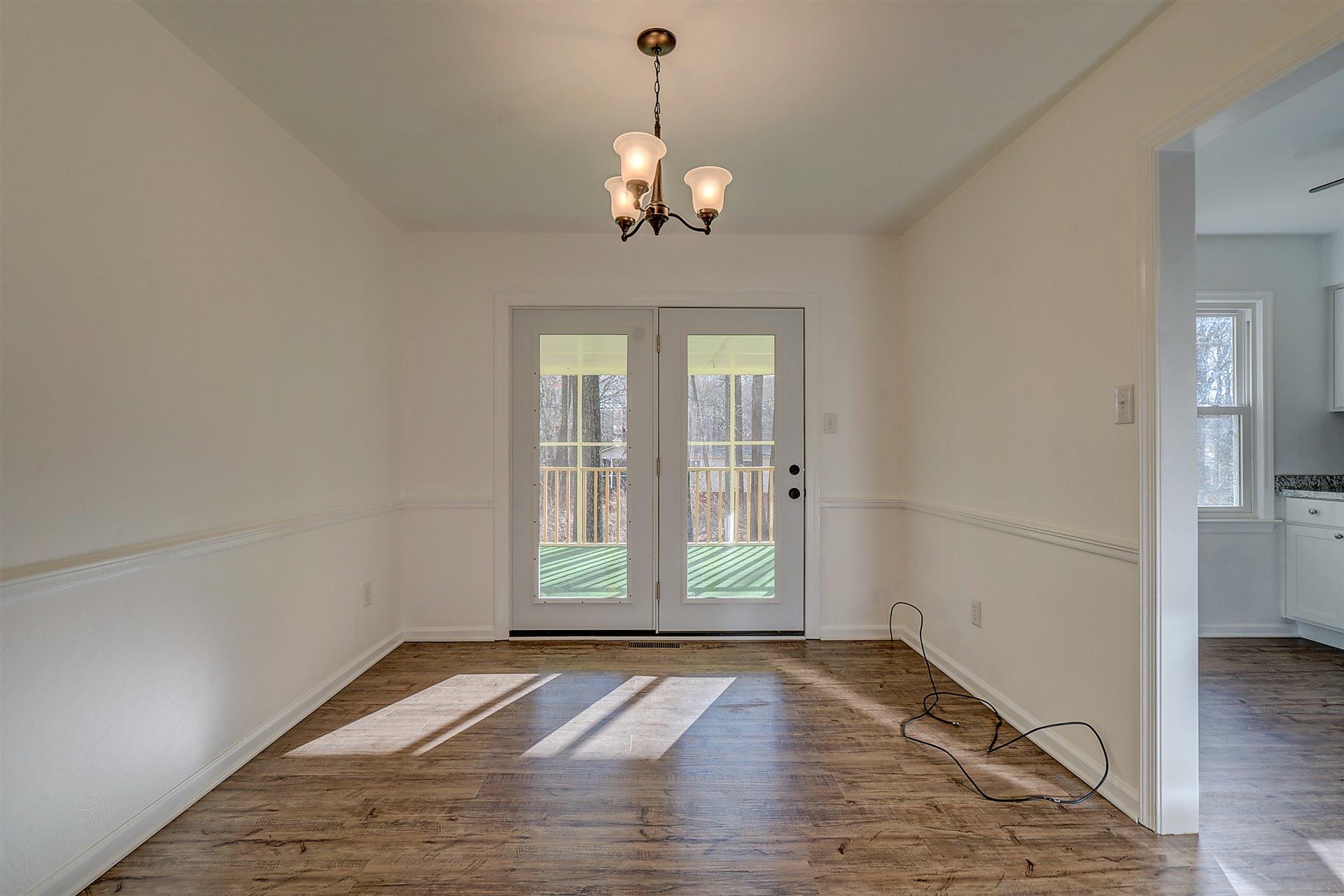 187 Beachmont Drive Blue Ridge, VA 24064 - Photo 6 of 31 06-DSC00037And8more