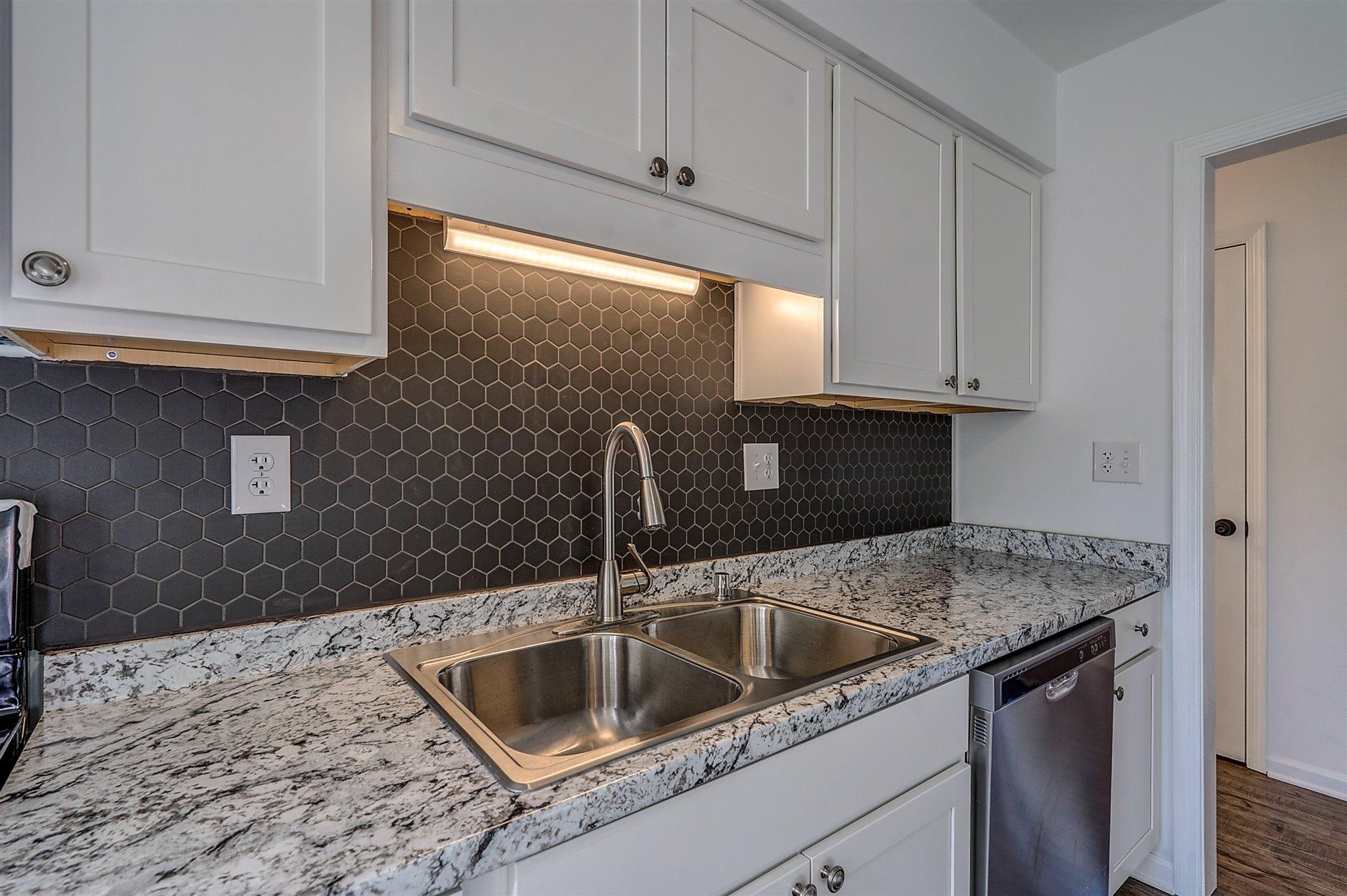 187 Beachmont Drive Blue Ridge, VA 24064 - Photo 10 of 31 10-DSC00082And8more