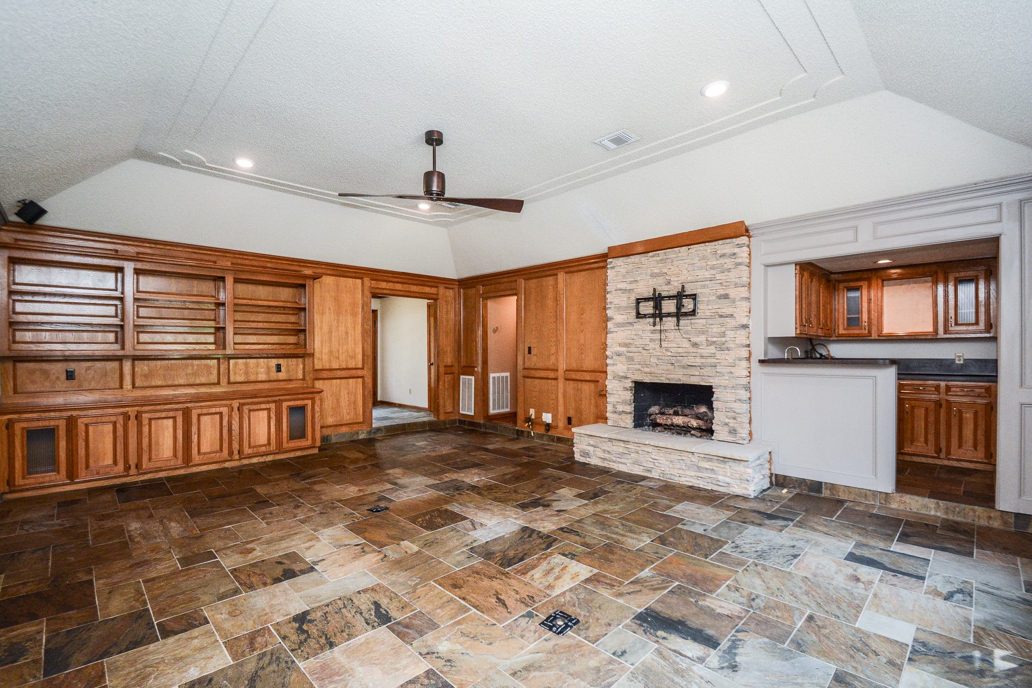 5511 Nodaway Lane Spring, TX 77379 - Photo 11 of 33