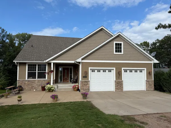 $850,000 | 12881 Cross Lake Road Southeast, Unit 12881, Pine City, MN 55063