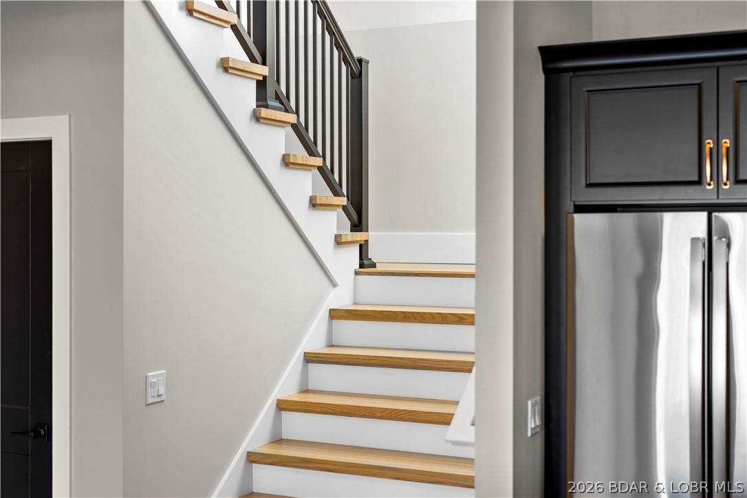 1356 Duckhead Road Lake Ozark, MO 65049 - Photo 52 of 99 Solid wood stair treads