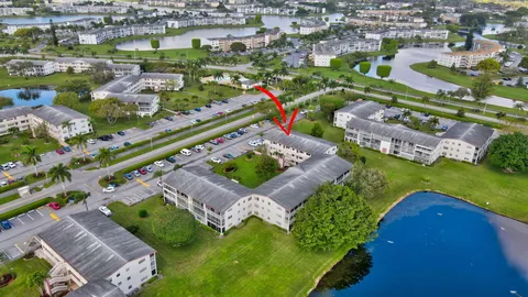 $200,000 | 296 Fanshaw H, Boca Raton, FL 33434
