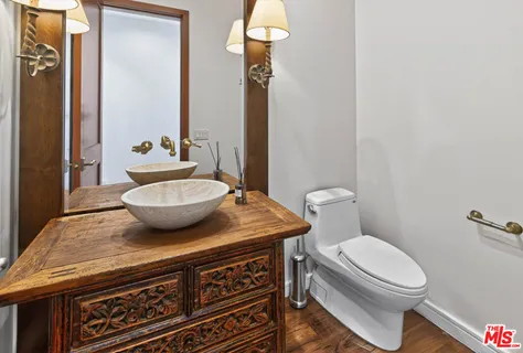 $28,500 | 1120 El Medio Avenue, Pacific Palisades, CA 90272