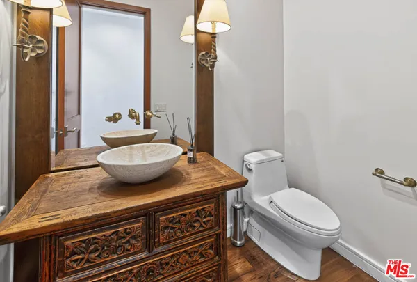 $28,500 | 1120 El Medio Avenue, Pacific Palisades, CA 90272