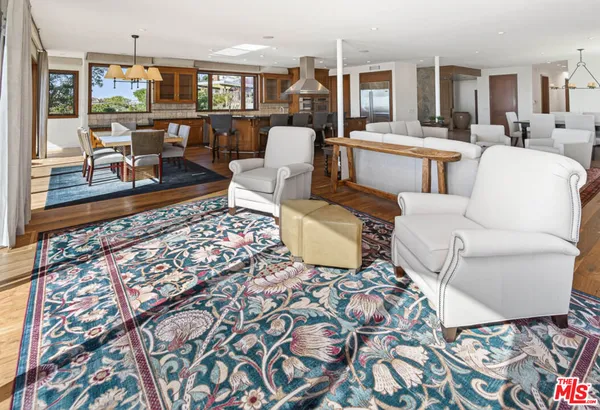 $28,500 | 1120 El Medio Avenue, Pacific Palisades, CA 90272