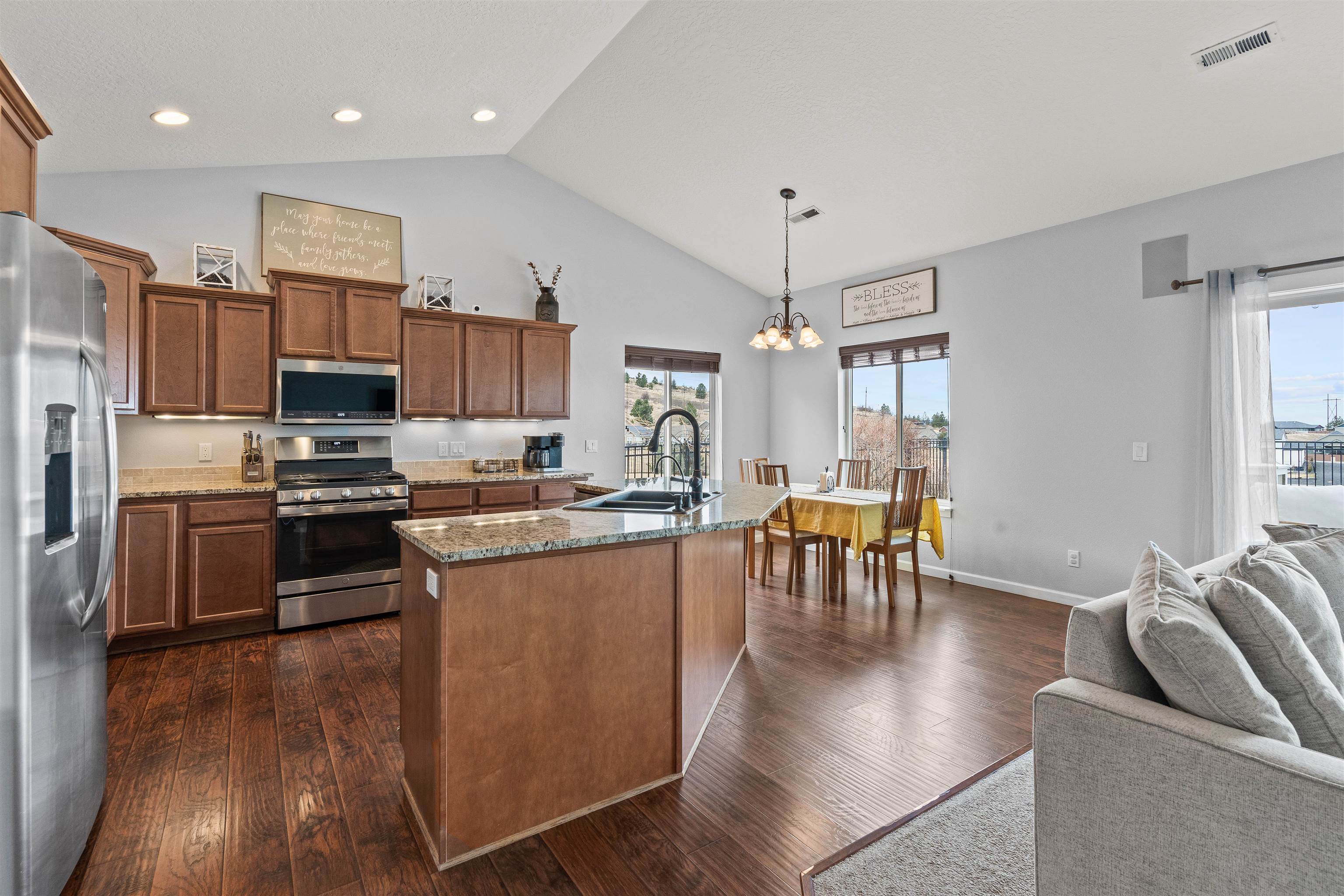 75 South Legacy Ridge Drive Liberty Lake, WA 99019 - Photo 9 of 48