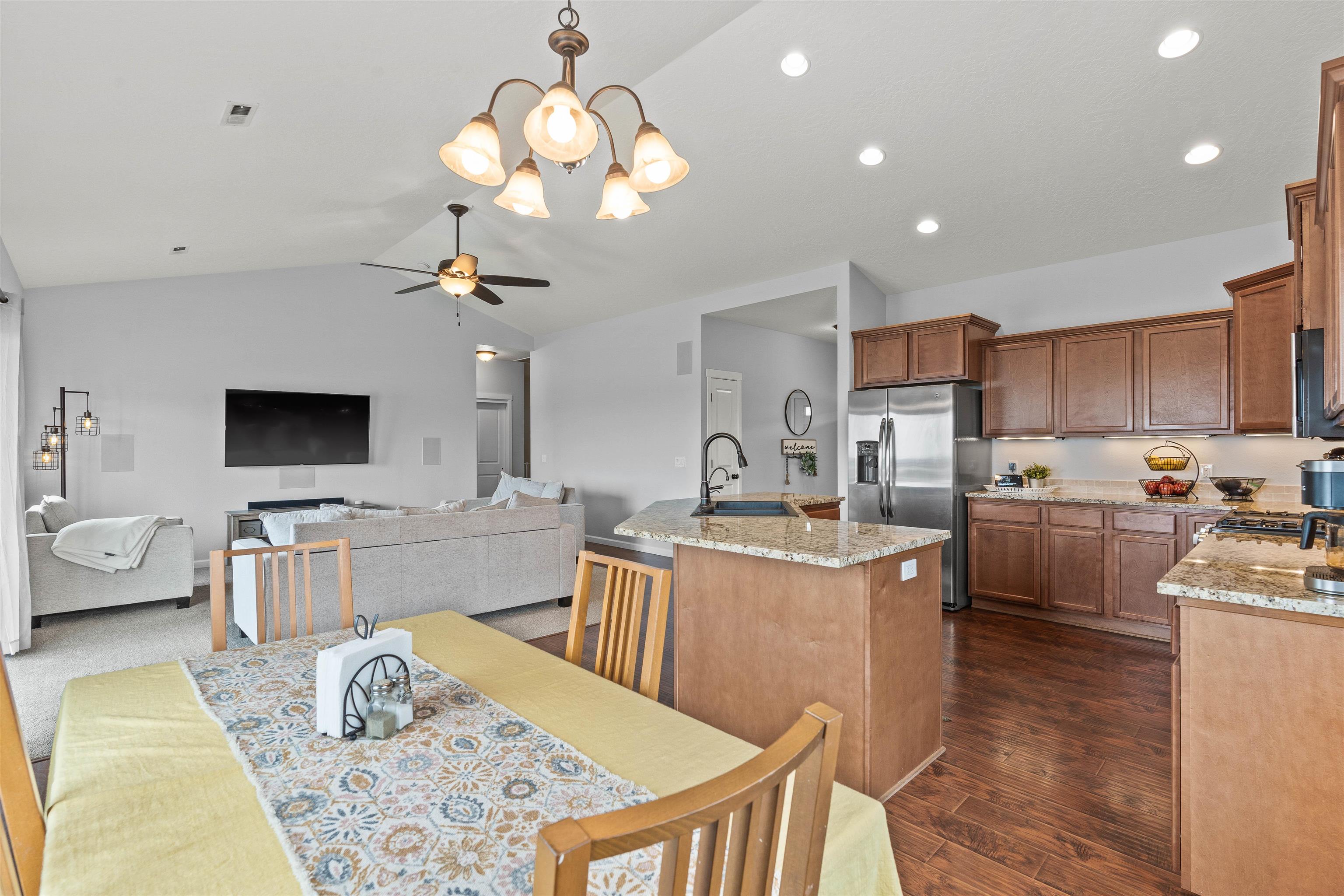 75 South Legacy Ridge Drive Liberty Lake, WA 99019 - Photo 10 of 48