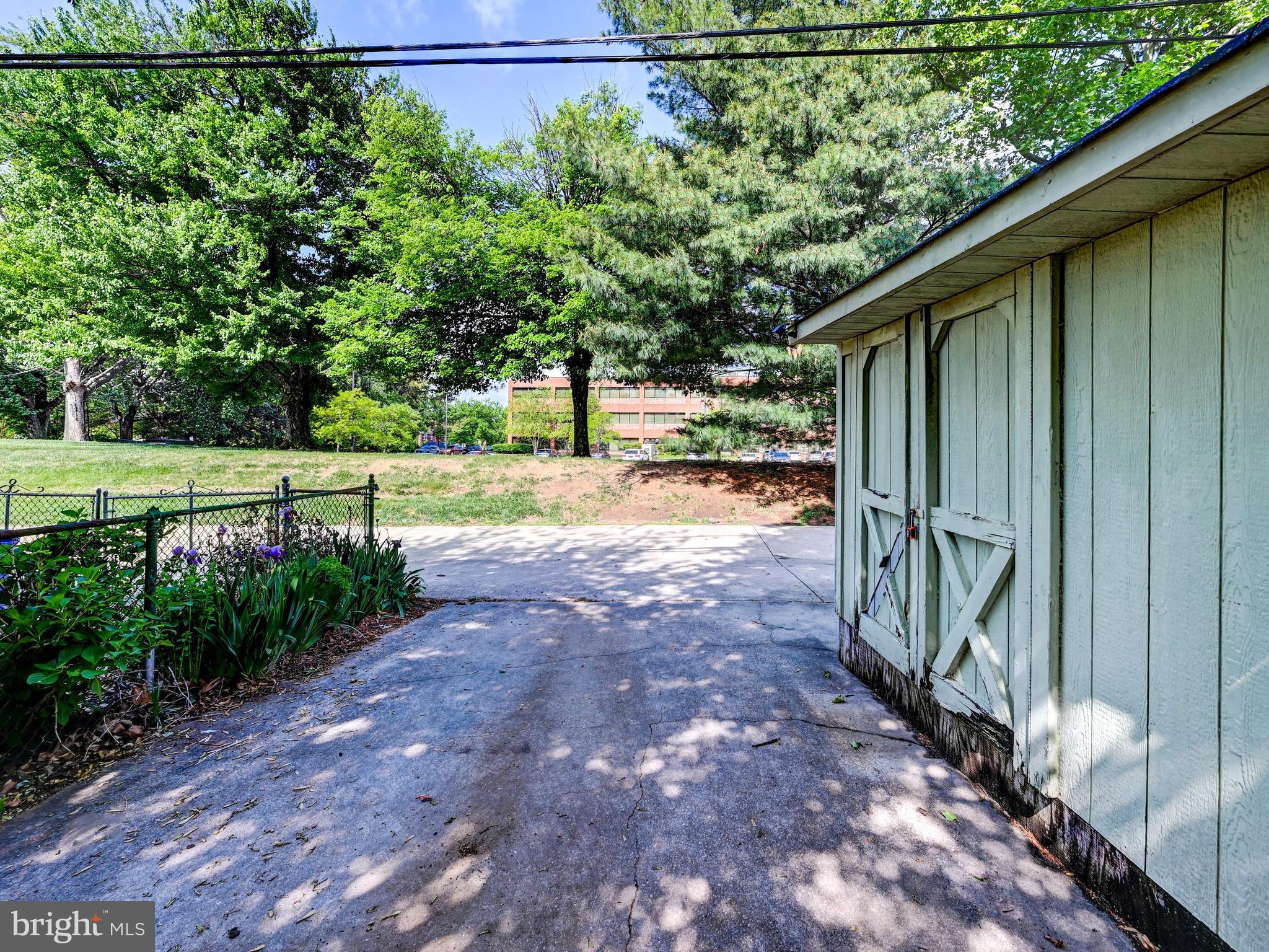 8516 Drumwood Road Baltimore, MD 21286 - Photo 14 of 14