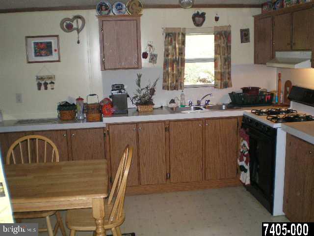 1280 White Oak Road Windsor, PA 17366 - Photo 4 of 5 Gallery Image 4