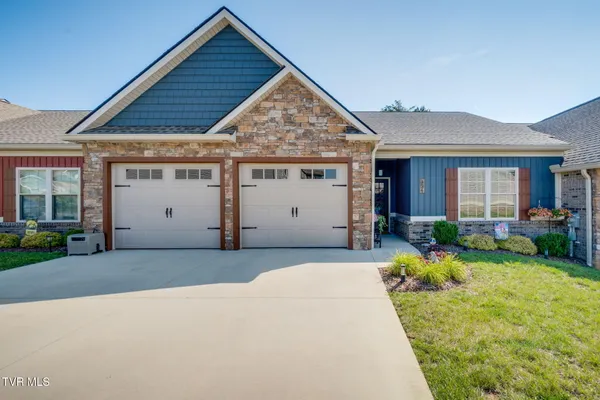 $375,000 | 336 Harps Lane, Gray, TN 37615