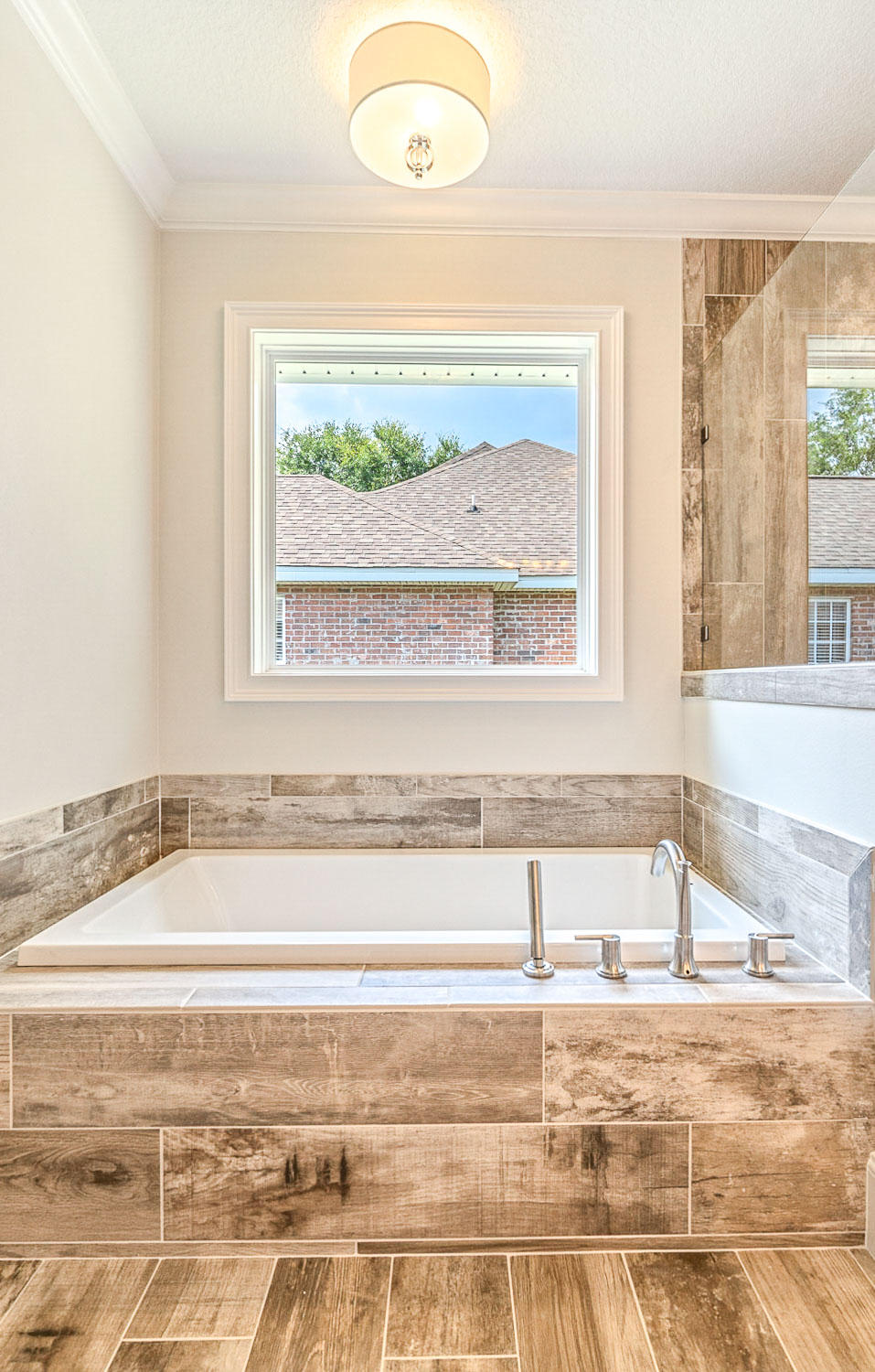 4809 Grove Street Crestview, FL 32539 - Photo 20 of 28 a view of a window and a sink