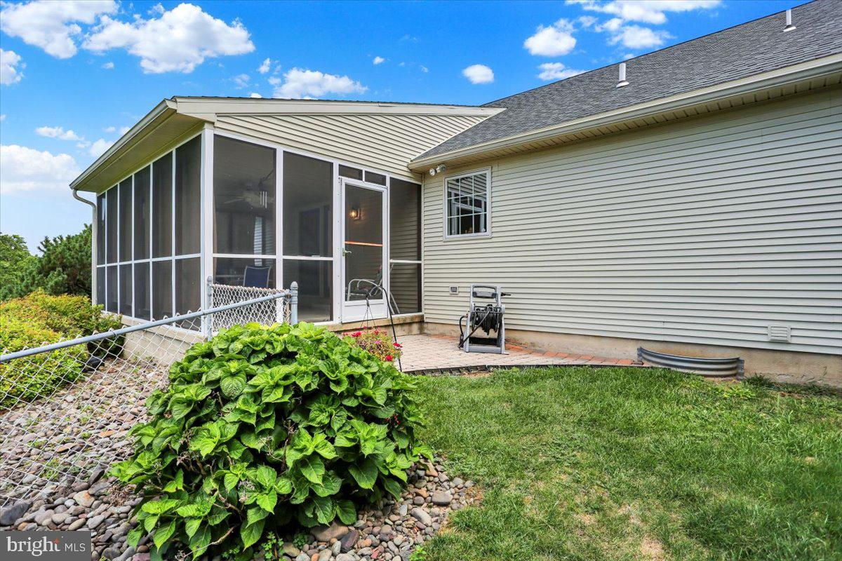 12 Archer Lane Reading, PA 19607 - Photo 7 of 39 a front view of a house with garden