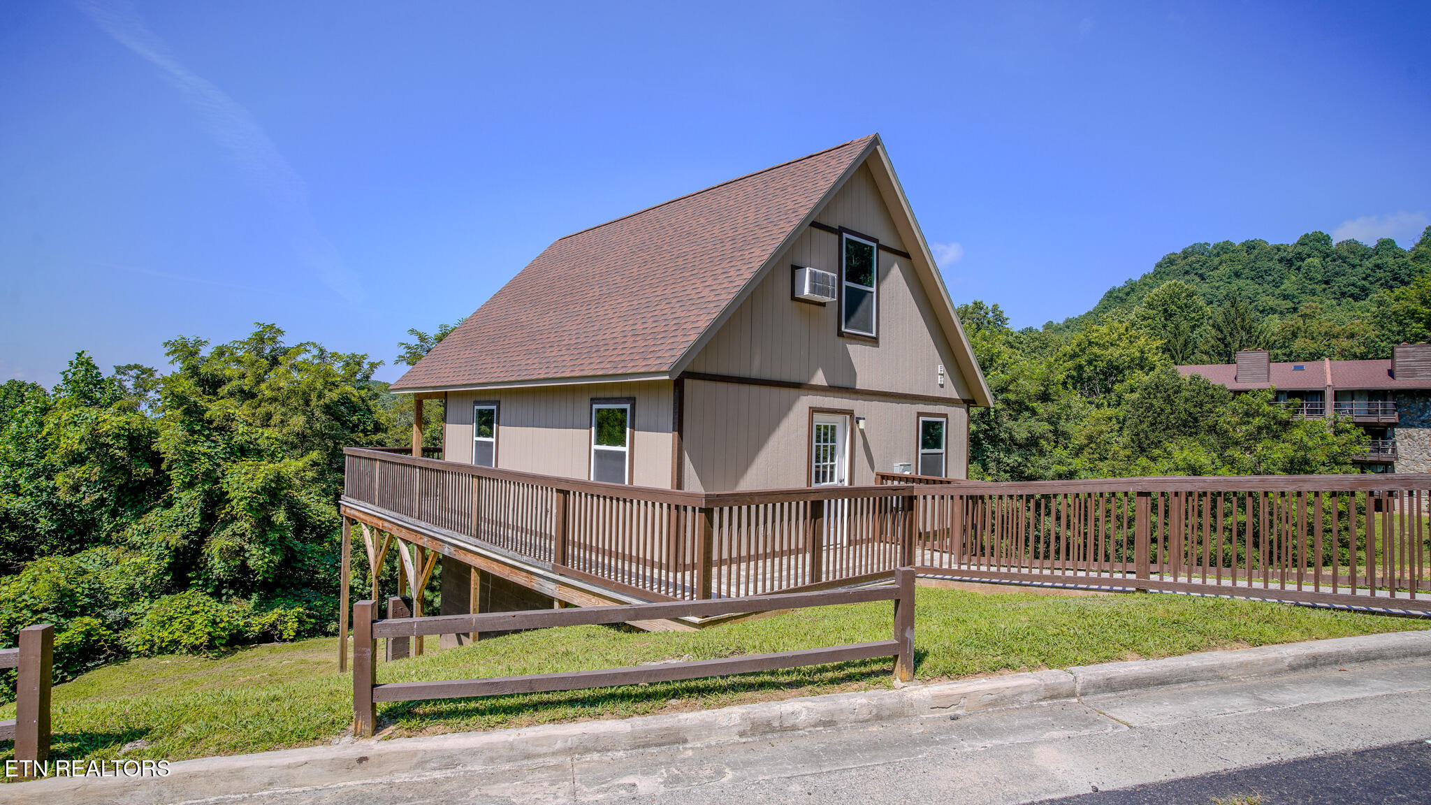 1081 Cove Road, Unit 103 Sevierville, TN 37876 - Photo 3 of 28 DSC01446-HDR