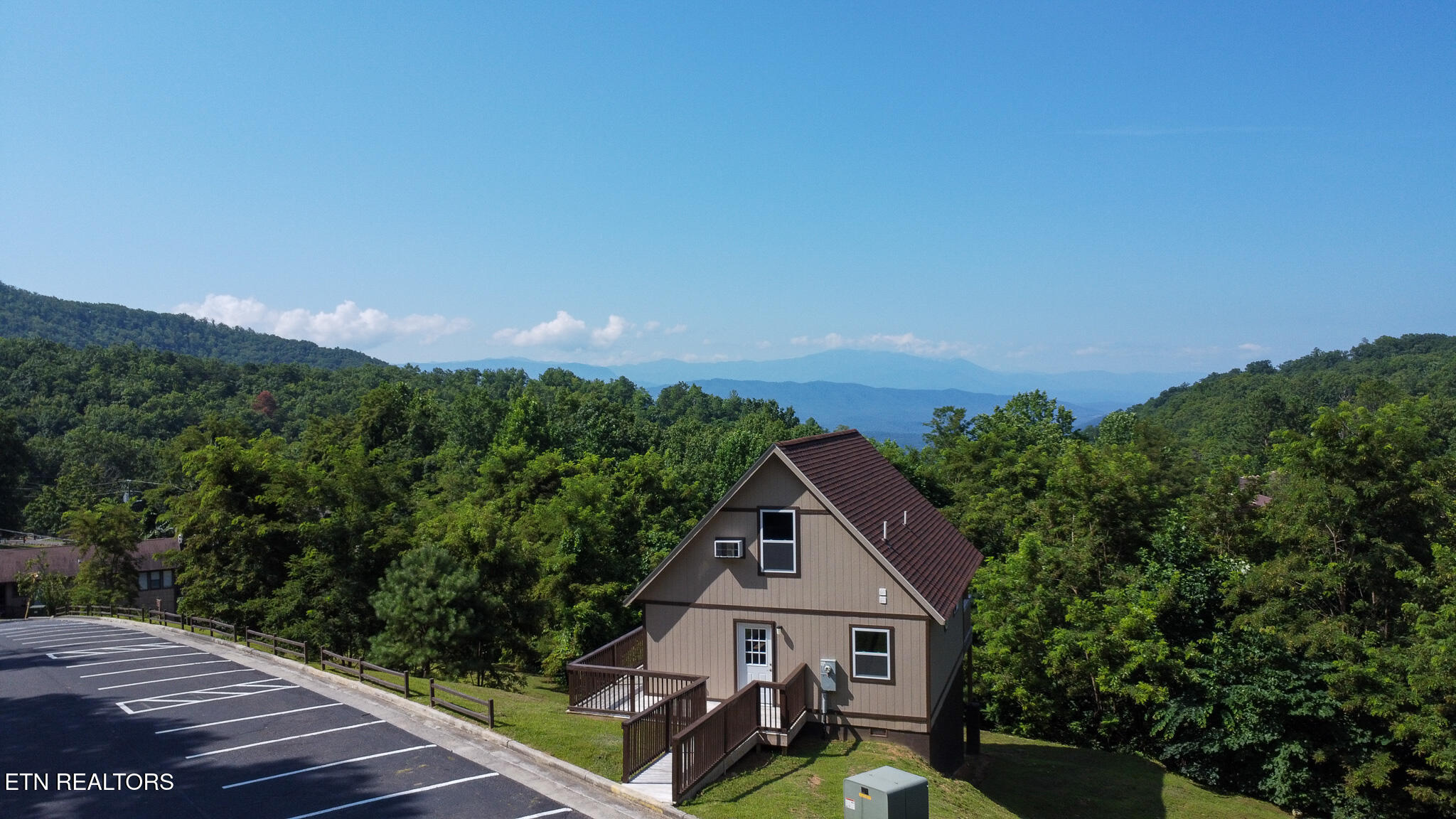 1081 Cove Road, Unit 103 Sevierville, TN 37876 - Photo 4 of 28 dji_fly_20250724_105246_651_175336931838