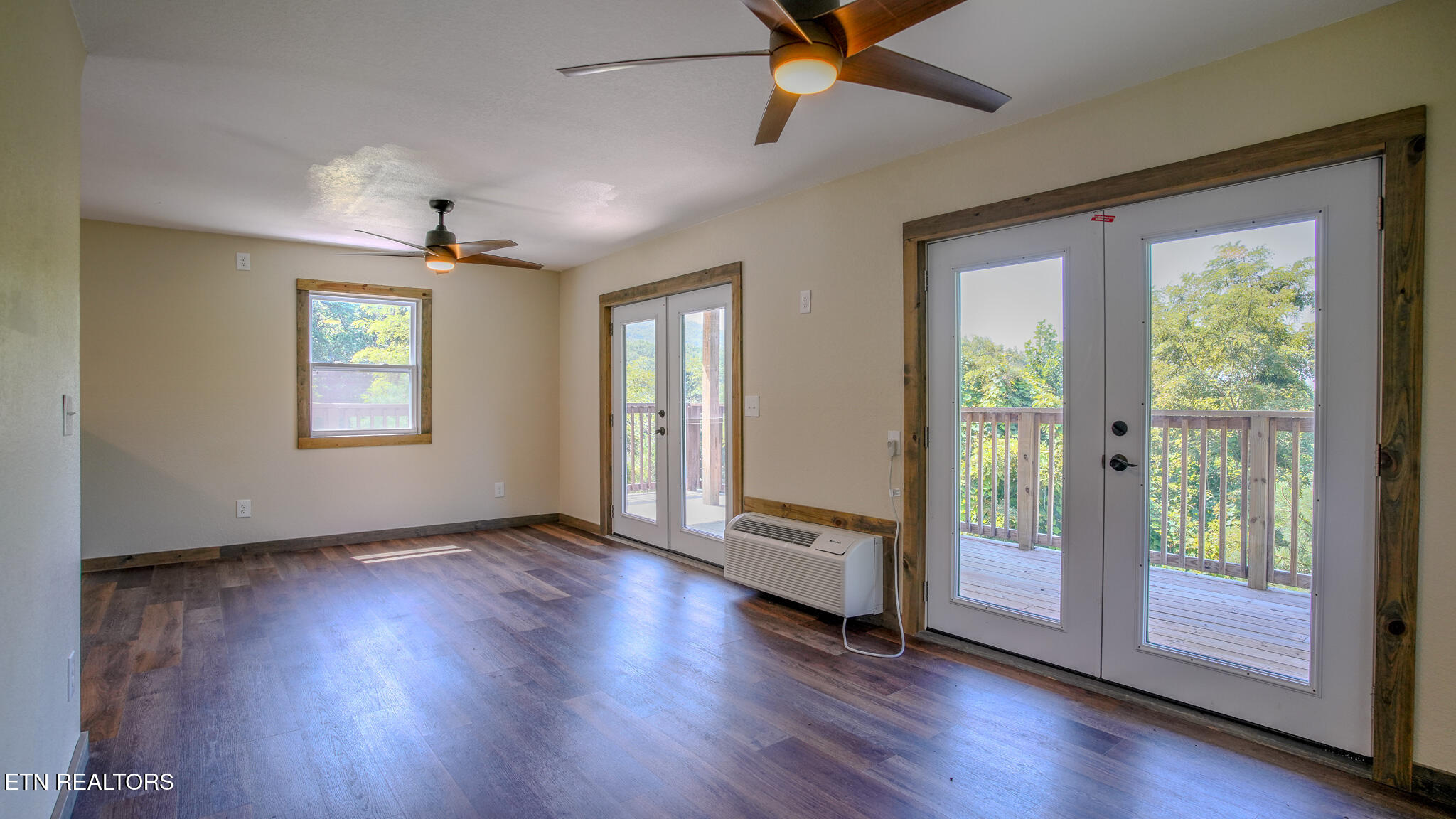 1081 Cove Road, Unit 103 Sevierville, TN 37876 - Photo 7 of 28 DSC01506-HDR