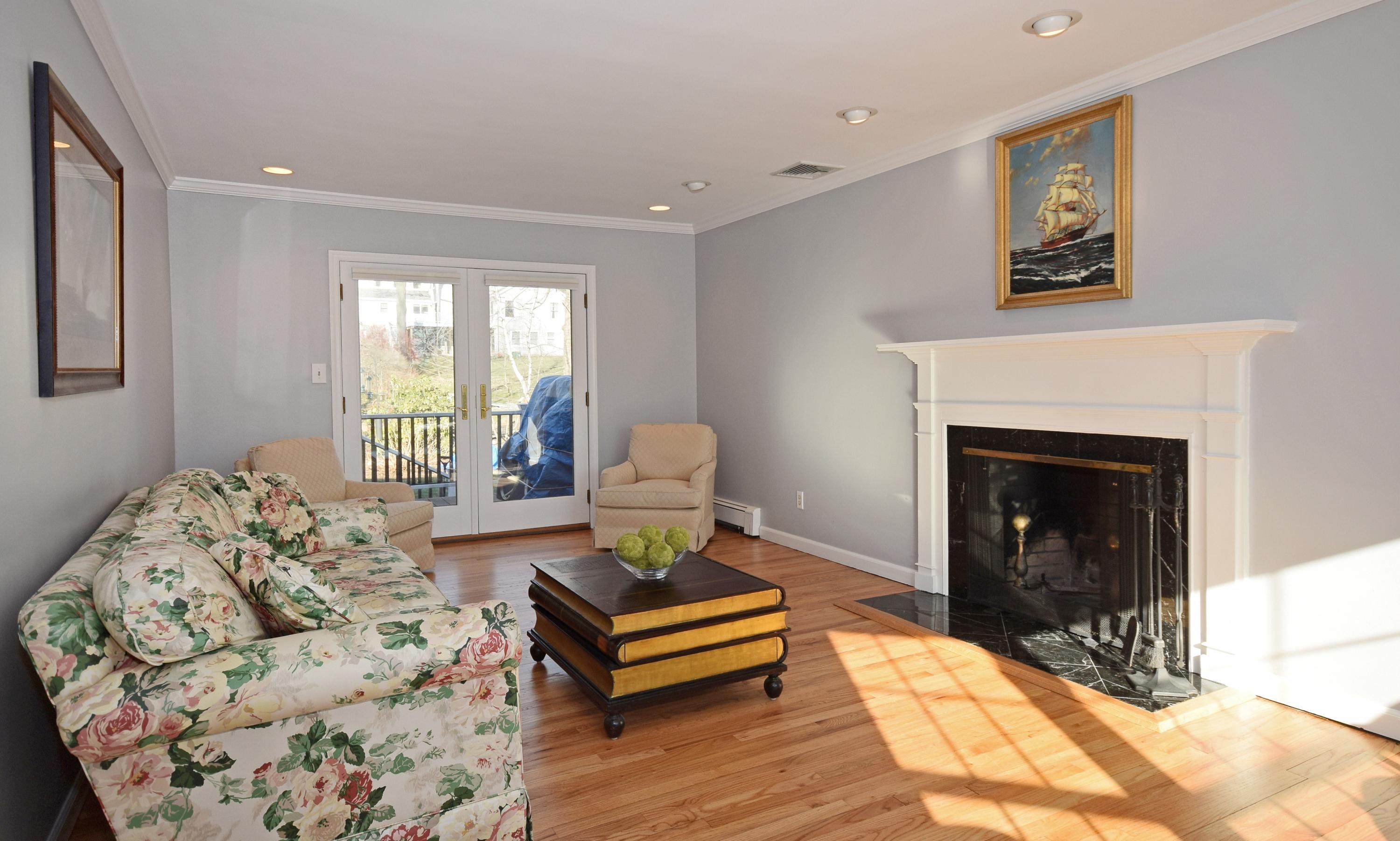 6 Wilson Ridge Road East Darien, CT 06820 - Photo 4 of 25 a living room with furniture and a fireplace