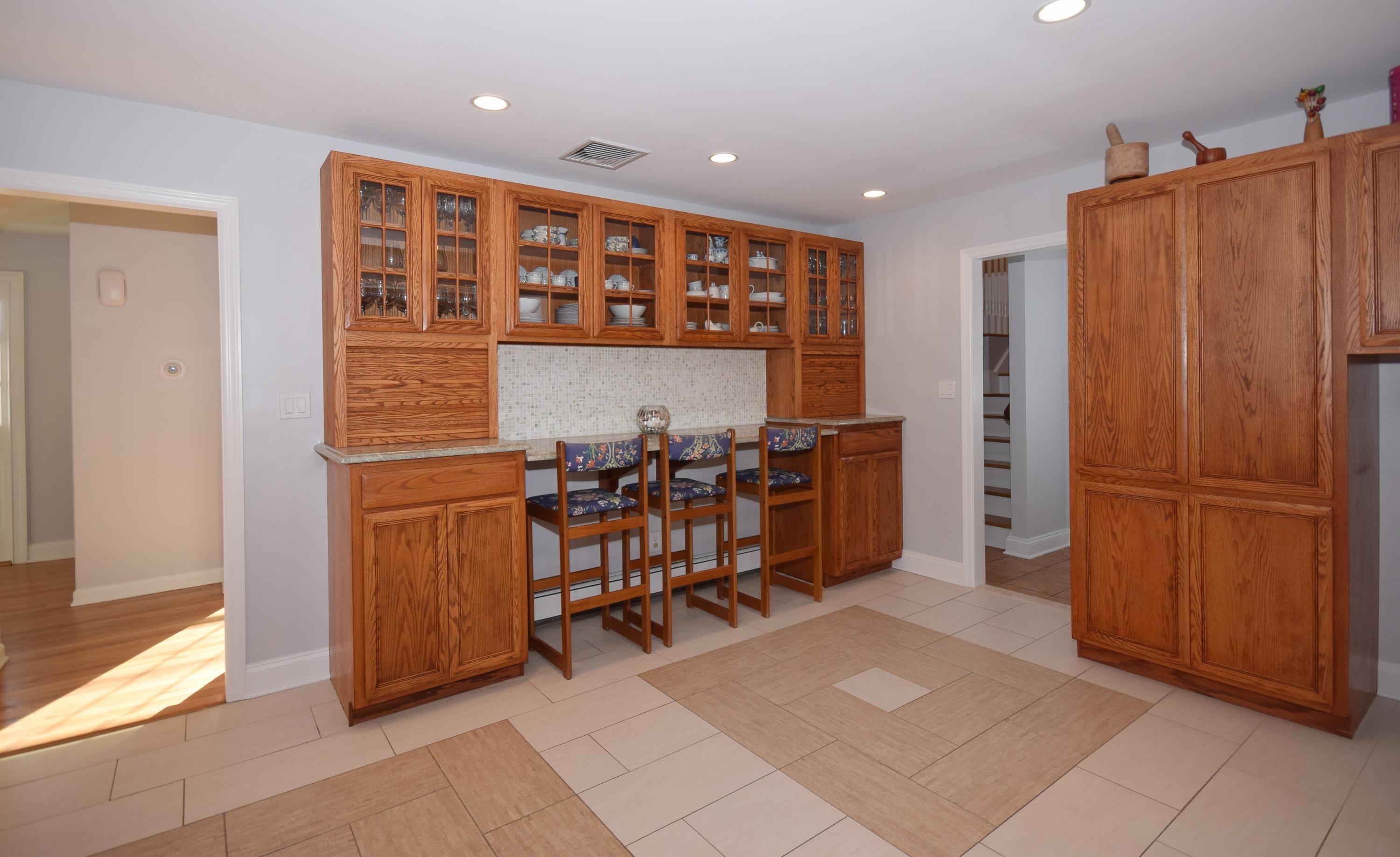 6 Wilson Ridge Road East Darien, CT 06820 - Photo 10 of 25 a view of a hallway with workspace