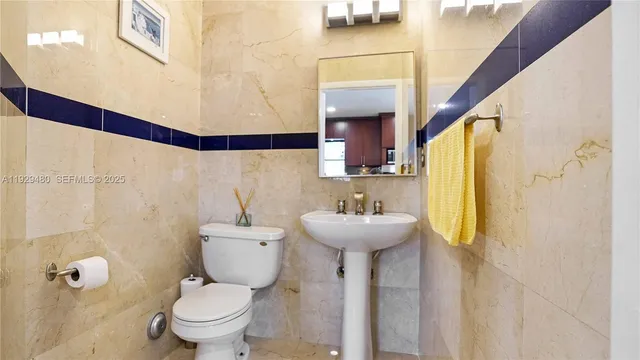 $560,000 | 10717 Northwest 12th Manor, Plantation, FL 33322